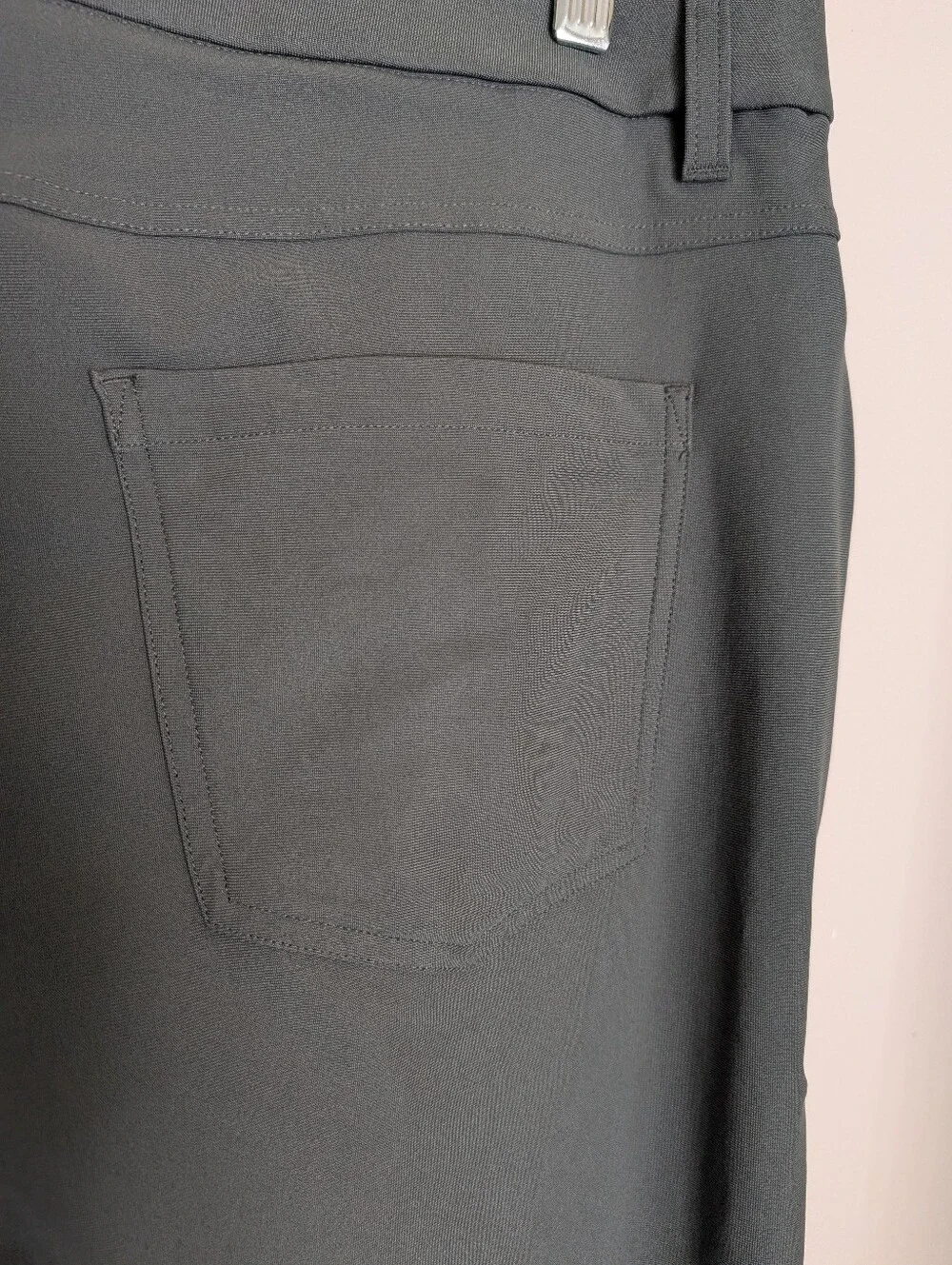 Lululemon Athletic Men's Green Stretch Chinos 35 Warpstene LM5AO1S